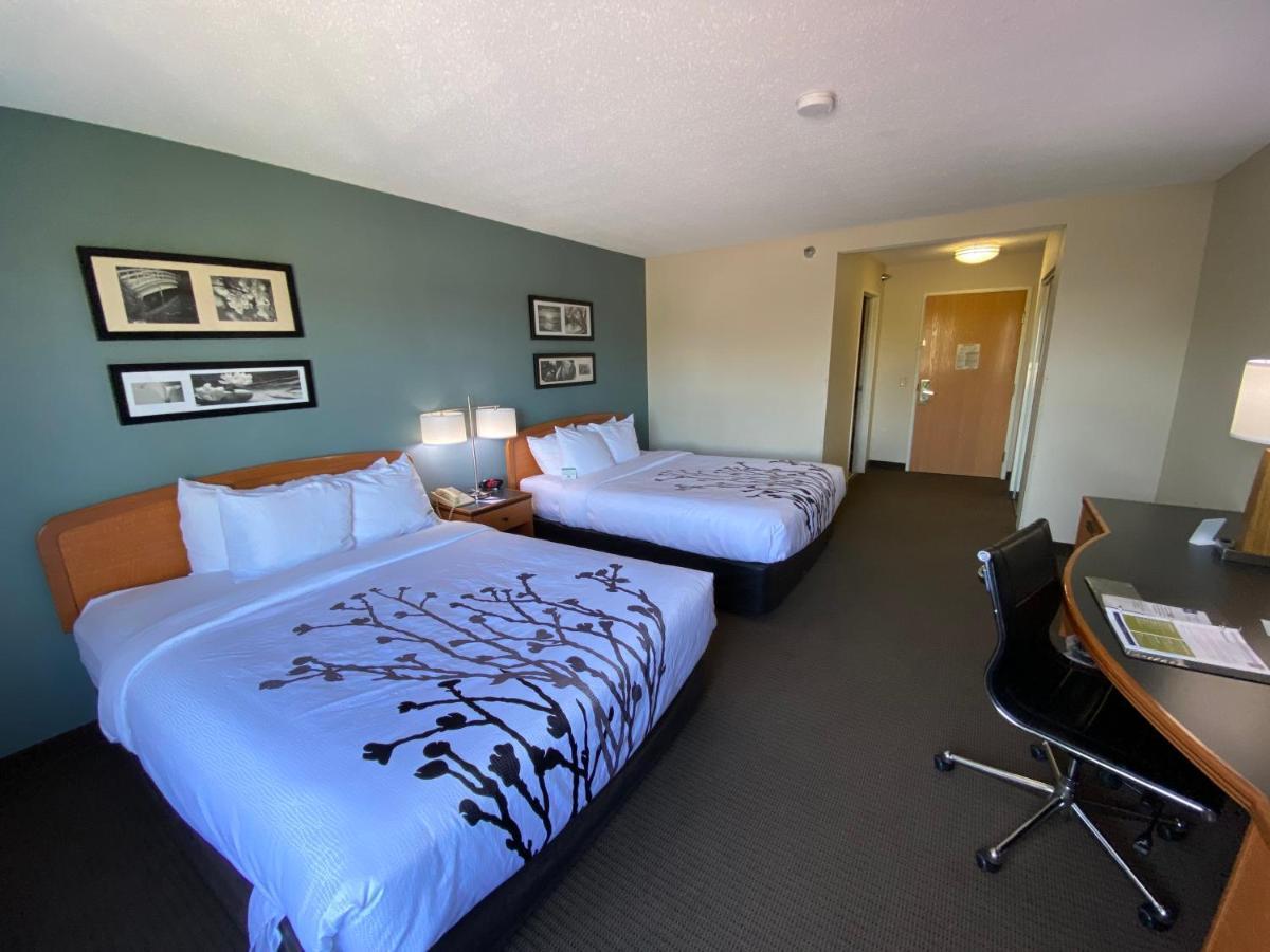 Sleep Inn & Suites Davenport - Quad Cities Екстер'єр фото