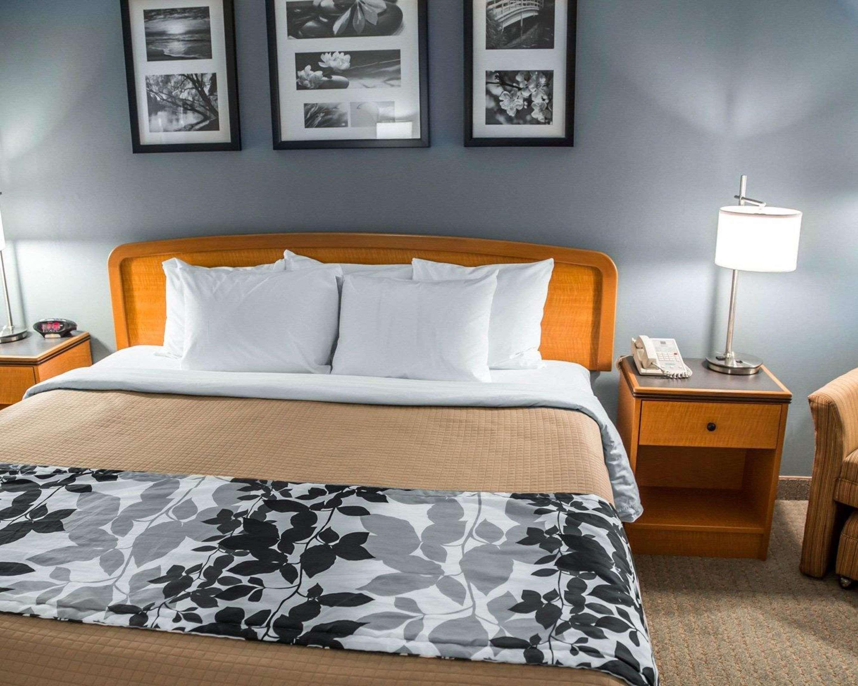 Sleep Inn & Suites Davenport - Quad Cities Екстер'єр фото