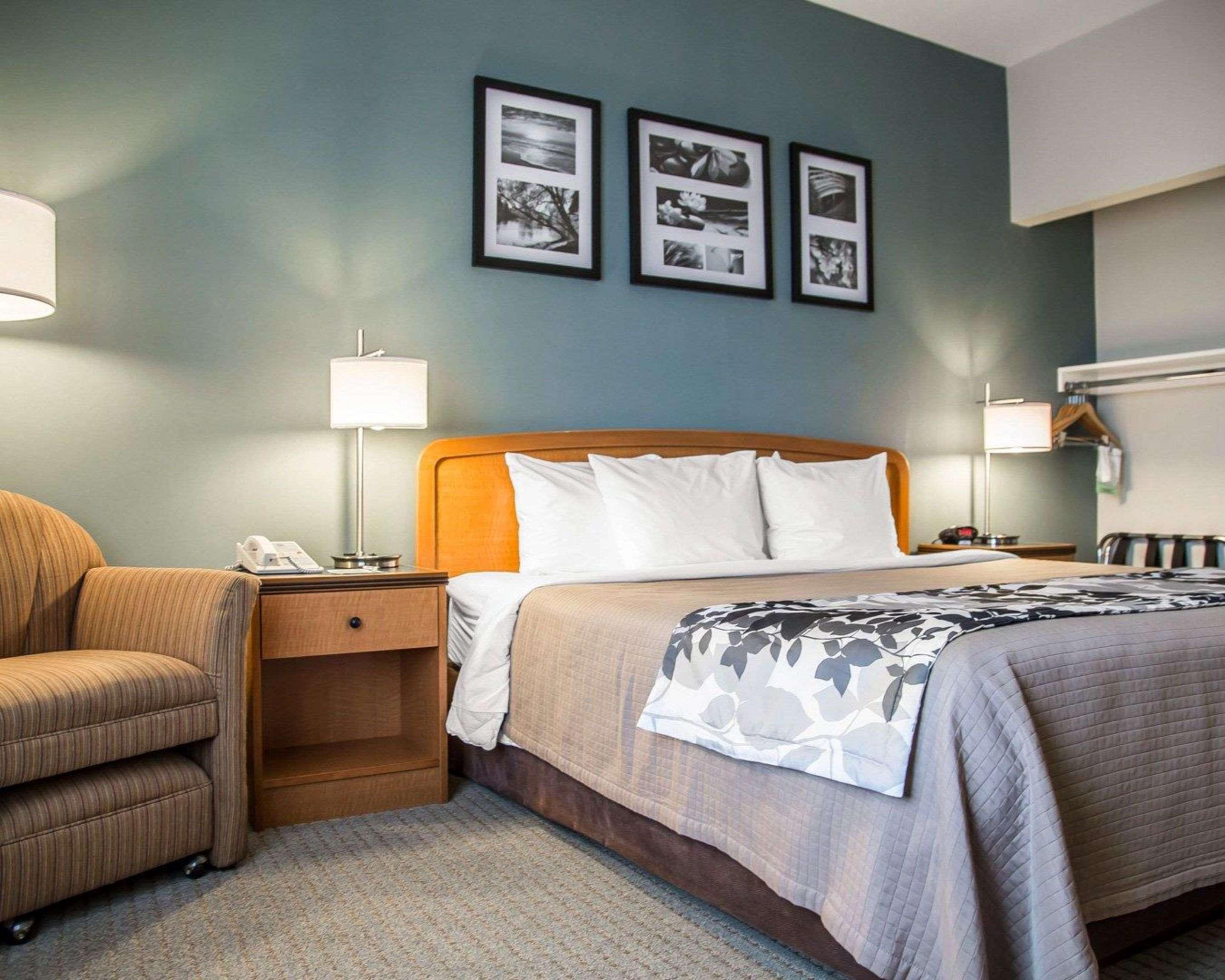 Sleep Inn & Suites Davenport - Quad Cities Екстер'єр фото