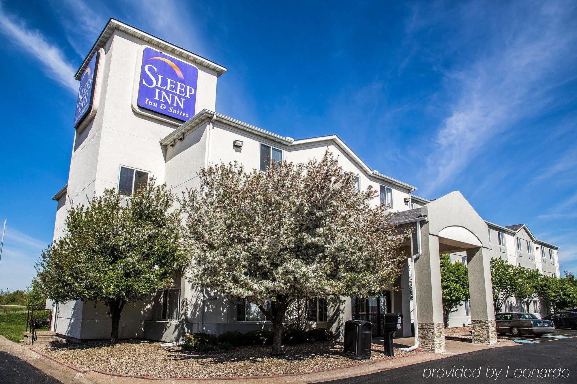 Sleep Inn & Suites Davenport - Quad Cities Екстер'єр фото